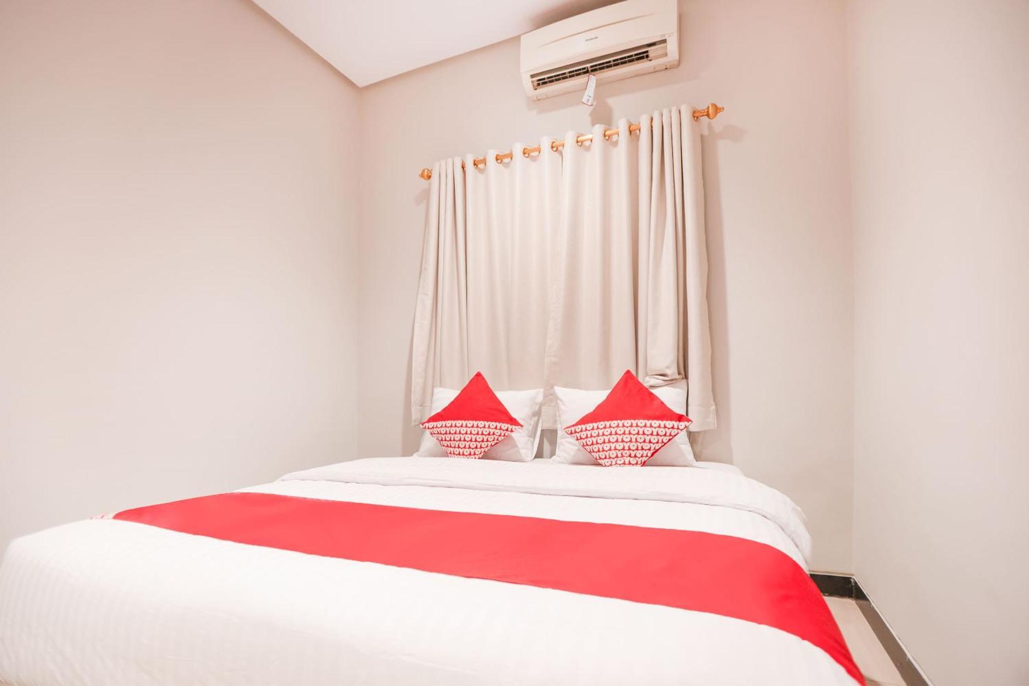 Oyo 148 Cempaka Place Homestay Jakarta Kültér fotó